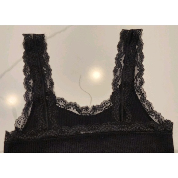 Forever 21 Black Lace Trim Ribbed Cami Bodysuit Women's M L NWOT - Picture 4 of 10